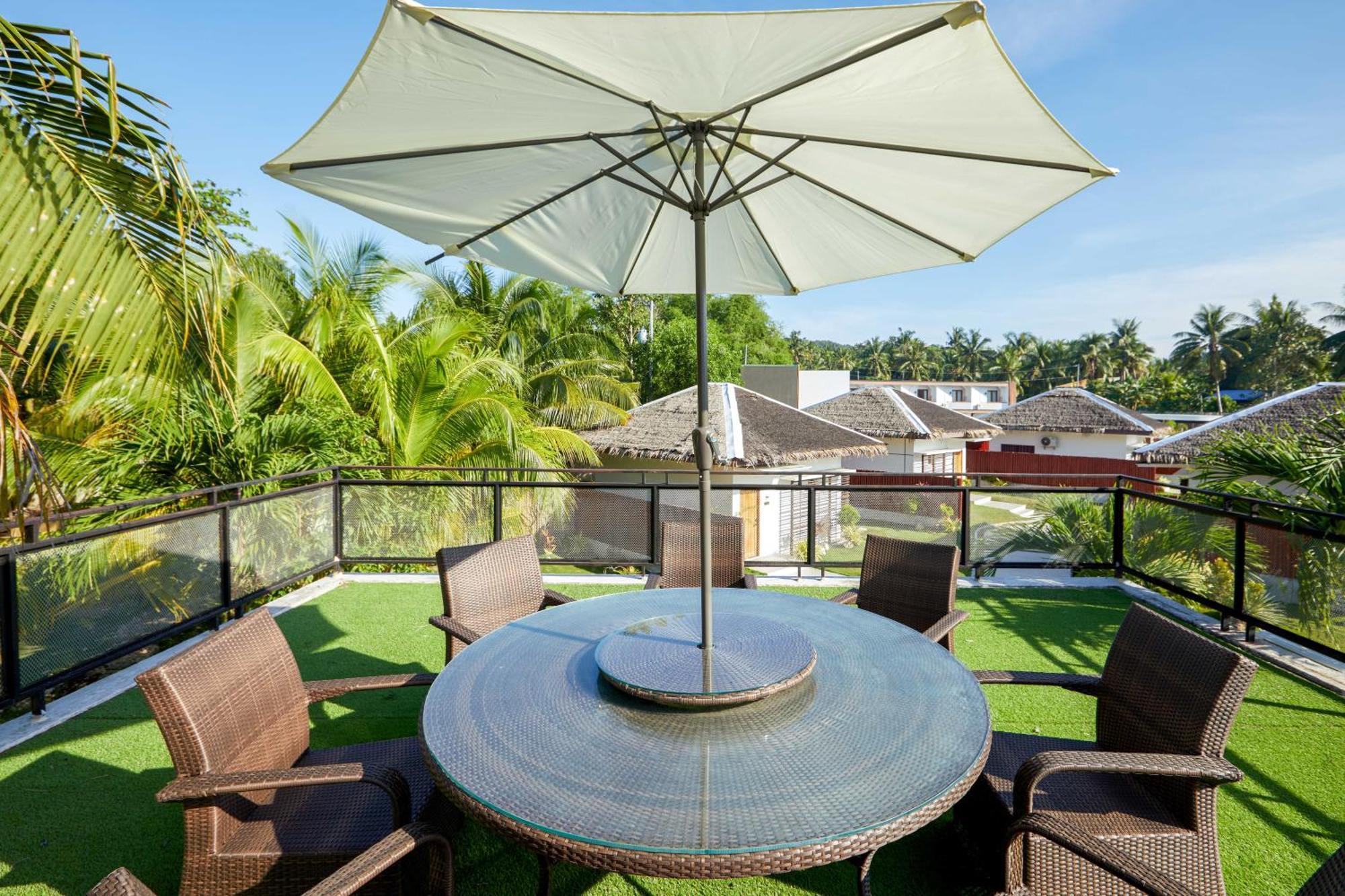 Secret Garden Resort & Villas Panglao Island Biking Bagian luar foto